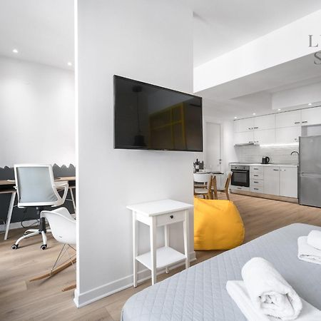 Nyma White Apartments, The Luxury Suites Thessaloniki Buitenkant foto