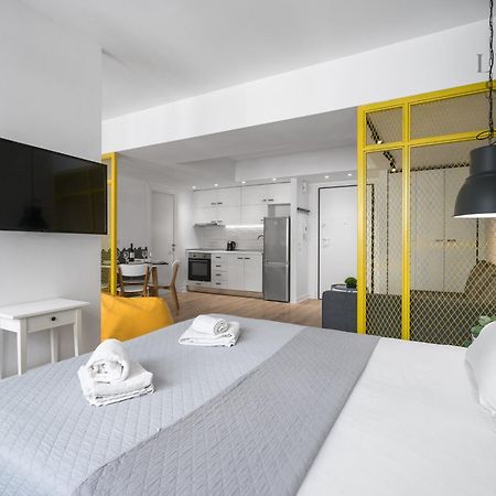 Nyma White Apartments, The Luxury Suites Thessaloniki Buitenkant foto