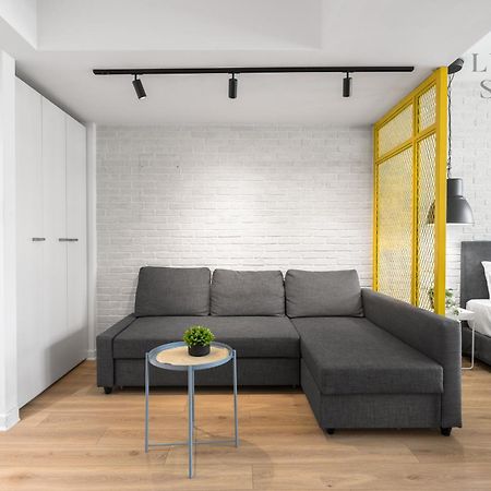 Nyma White Apartments, The Luxury Suites Thessaloniki Buitenkant foto