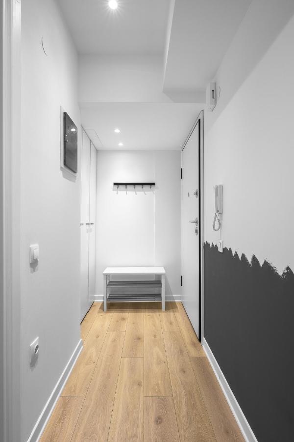 Nyma White Apartments, The Luxury Suites Thessaloniki Buitenkant foto