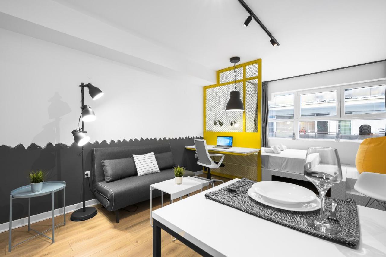 Nyma White Apartments, The Luxury Suites Thessaloniki Buitenkant foto