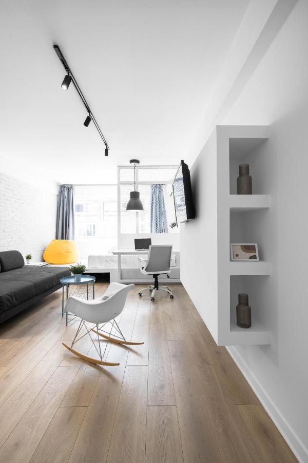 Nyma White Apartments, The Luxury Suites Thessaloniki Buitenkant foto