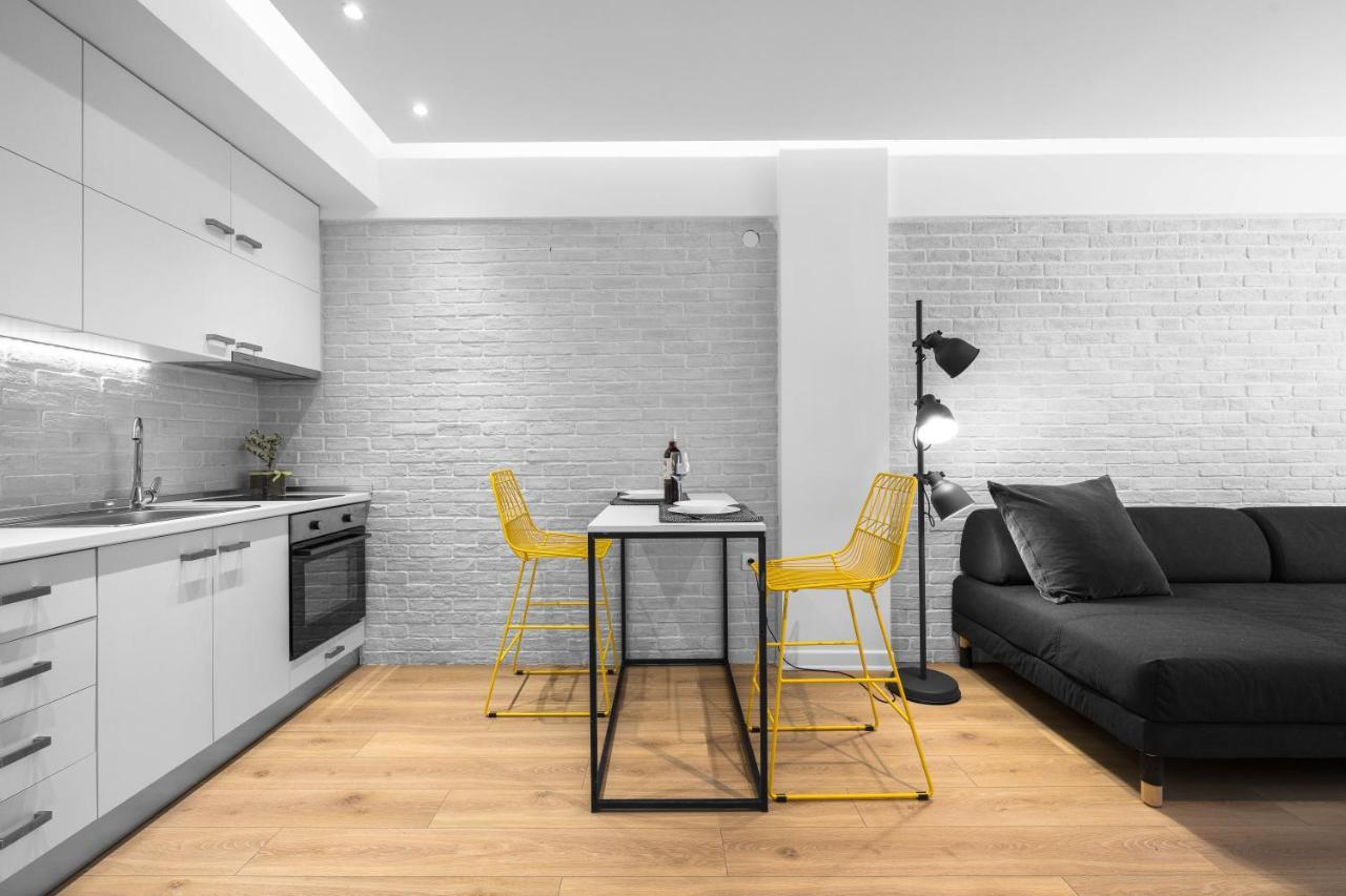 Nyma White Apartments, The Luxury Suites Thessaloniki Buitenkant foto