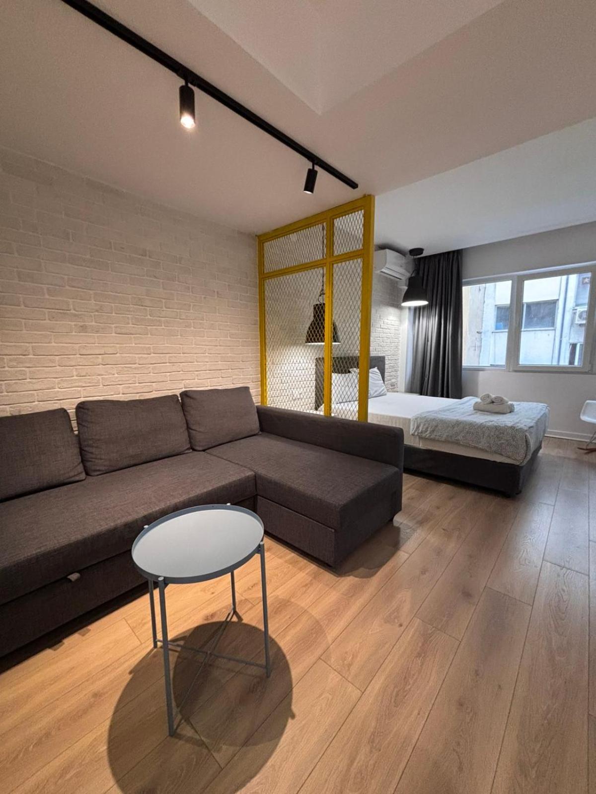 Nyma White Apartments, The Luxury Suites Thessaloniki Buitenkant foto