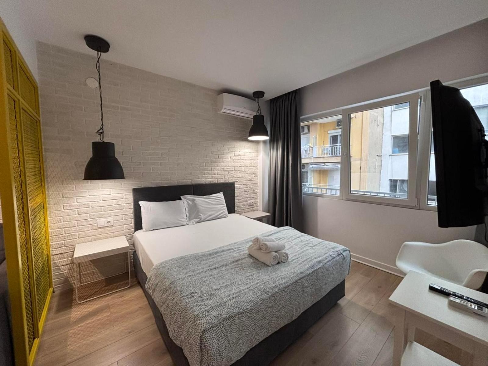 Nyma White Apartments, The Luxury Suites Thessaloniki Buitenkant foto