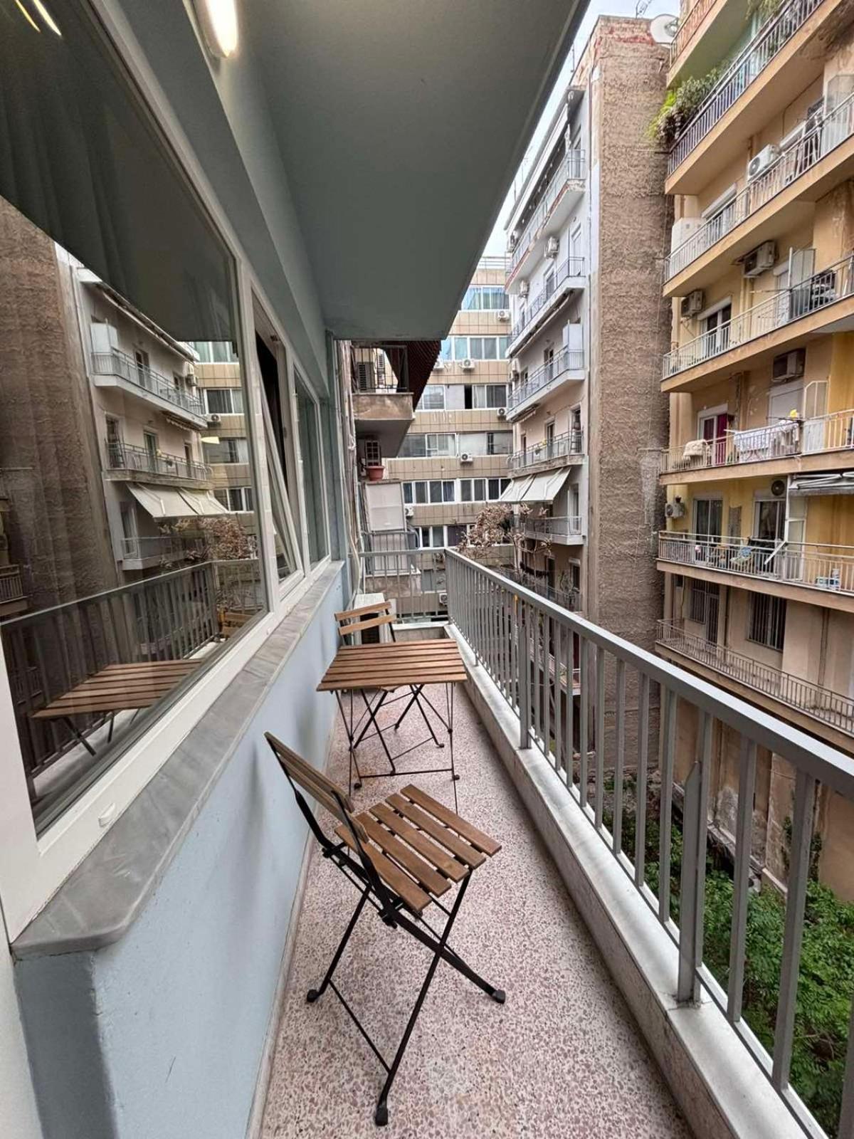 Nyma White Apartments, The Luxury Suites Thessaloniki Buitenkant foto