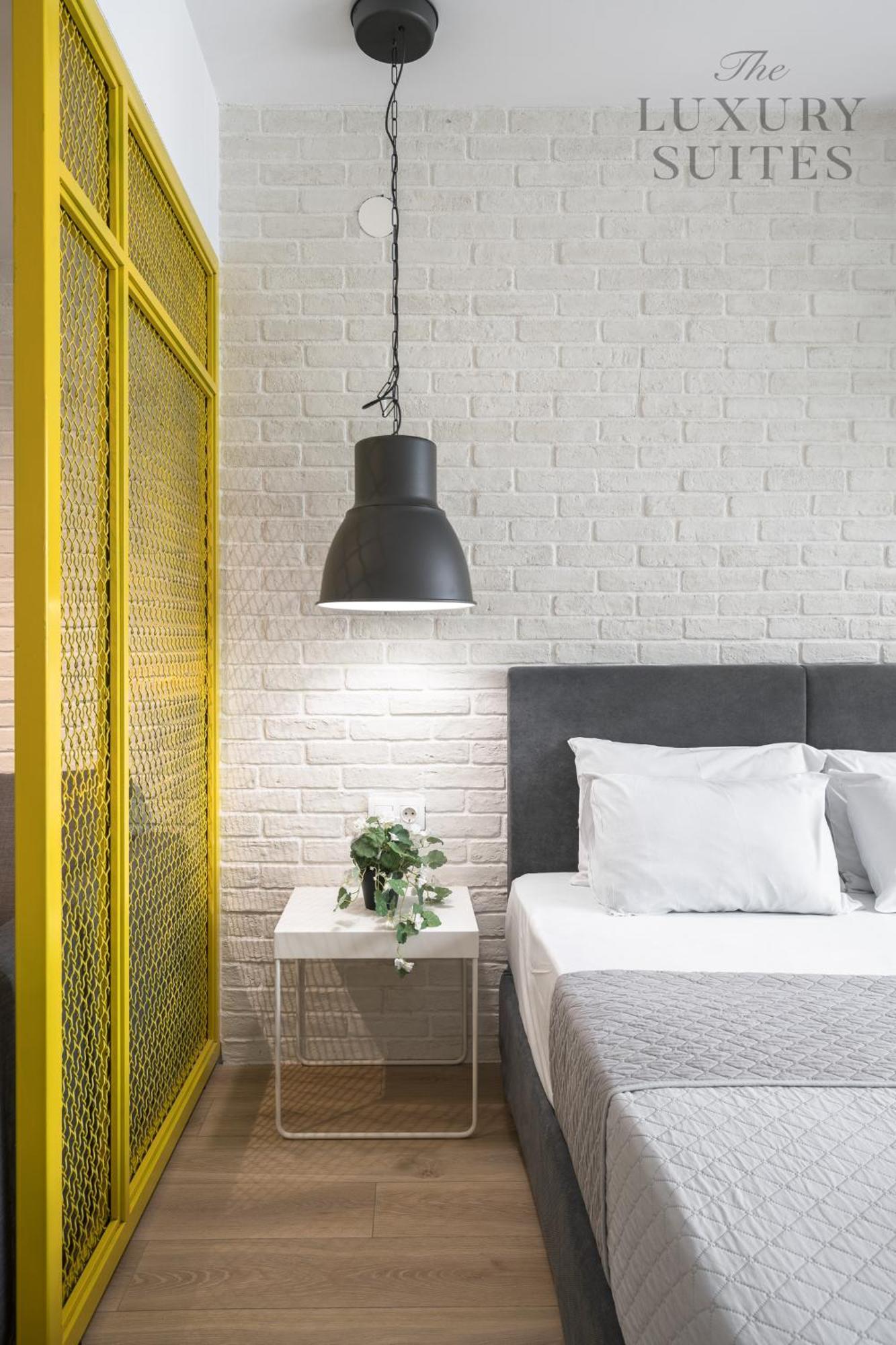 Nyma White Apartments, The Luxury Suites Thessaloniki Buitenkant foto
