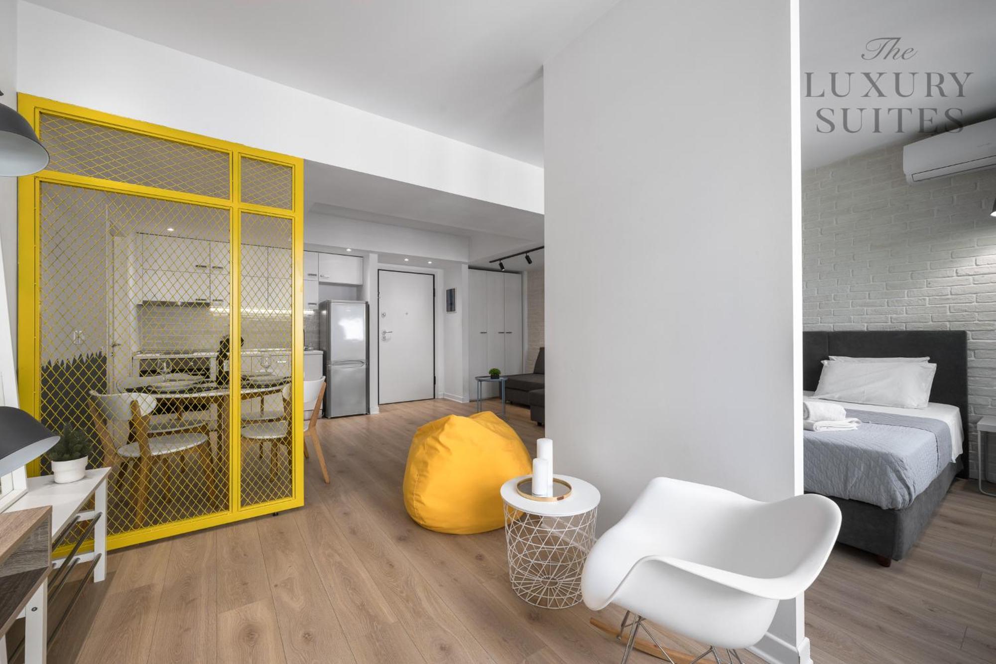 Nyma White Apartments, The Luxury Suites Thessaloniki Buitenkant foto