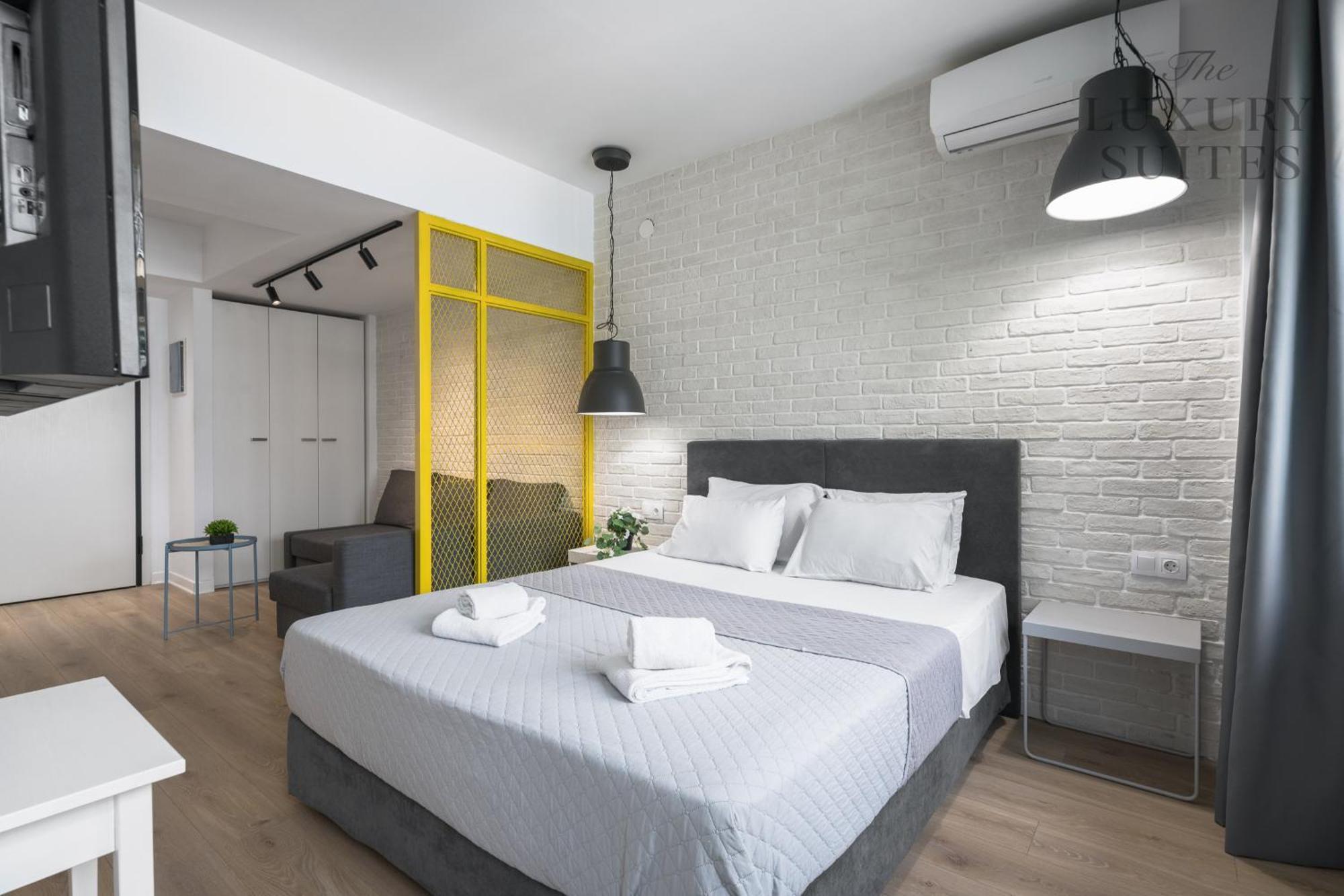 Nyma White Apartments, The Luxury Suites Thessaloniki Buitenkant foto